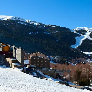 Wuau! Galanthus & Hotel Canillo