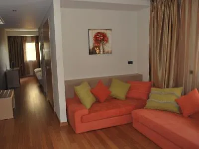 Sky 2 Hotel Tirana